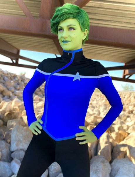 LuckyLemonCosplay onlyfans leaks