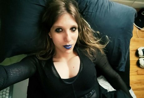 noctiflora onlyfans nude porn