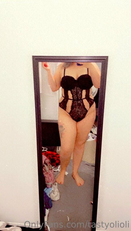 tastyolioli onlyfans nudes leak