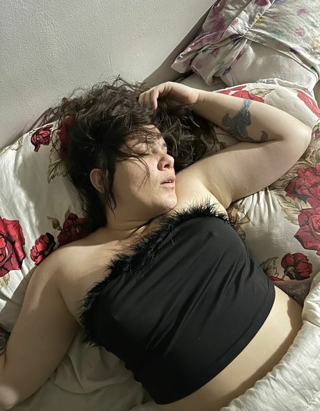 Mayla Souza onlyfans model