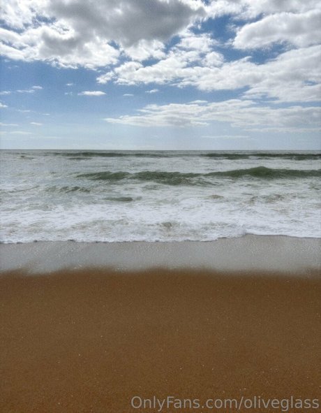 oliveglass onlyfans naked porn