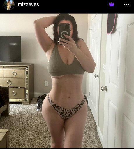 Mizzeves tits onlyfans