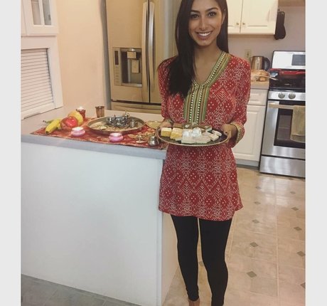 Sasha Kalra onlyfans porn