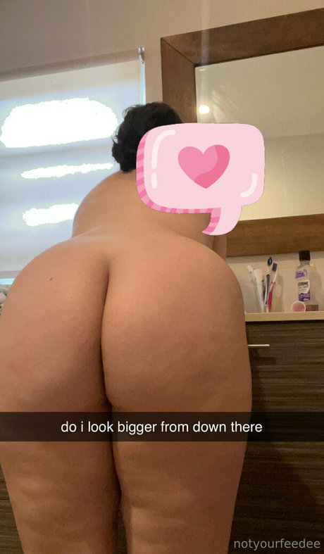 notyourfeedee onlyfans topless