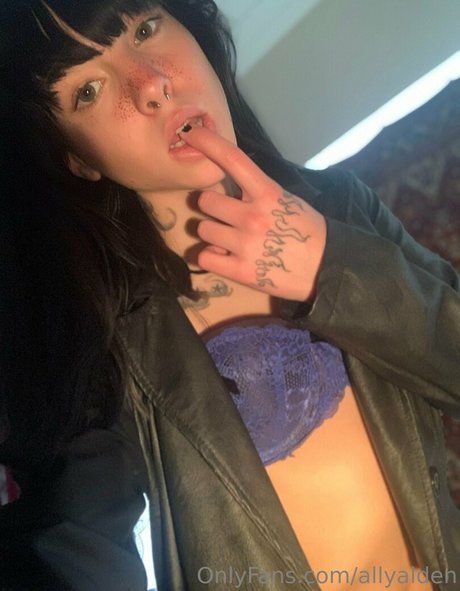 allyalden onlyfans leaked nudes