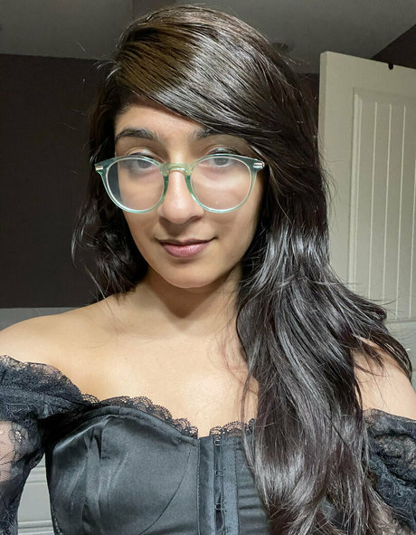 Currymyfavor strip onlyfans