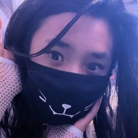 Izza Femboy onlyfans free content