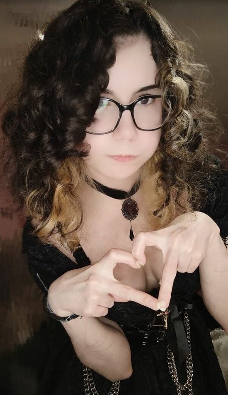 RiriMiaou onlyfans fotos