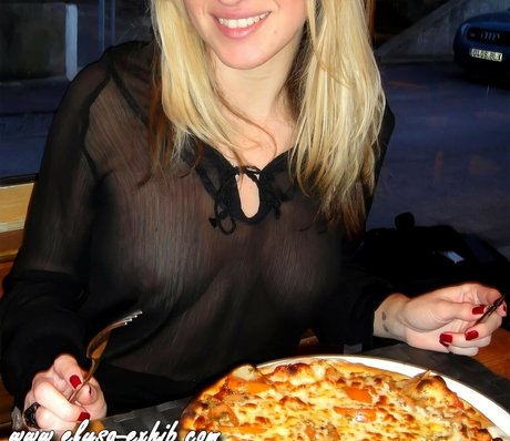 Elisa Dreams onlyfans topless