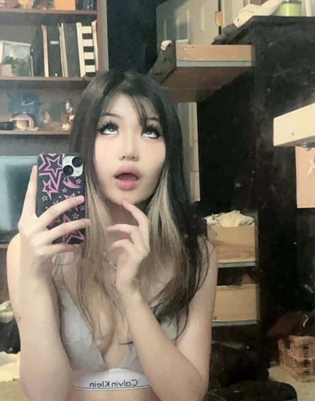 godesszi41 only fans photos