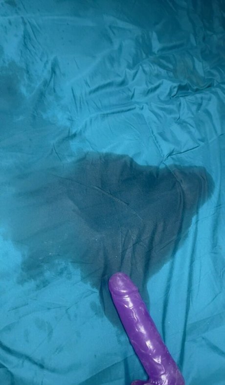 mayelz001 onlyfans leaked tits