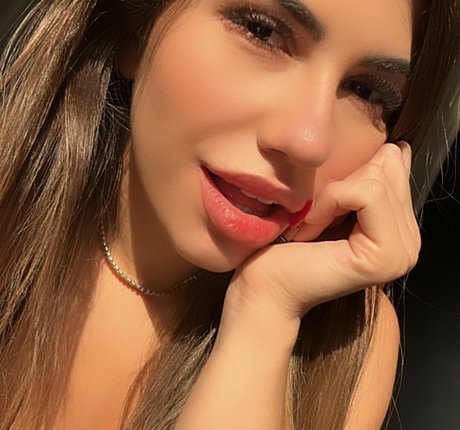 Alexia Dhein strip onlyfans