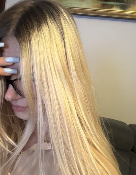 littletinyblonde porn onlyfans