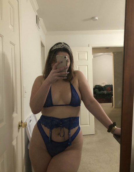 Girth Brooks onlyfans.