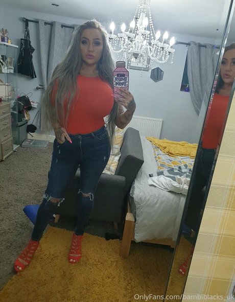 bigbustyblondeuk onlyfans nude tits