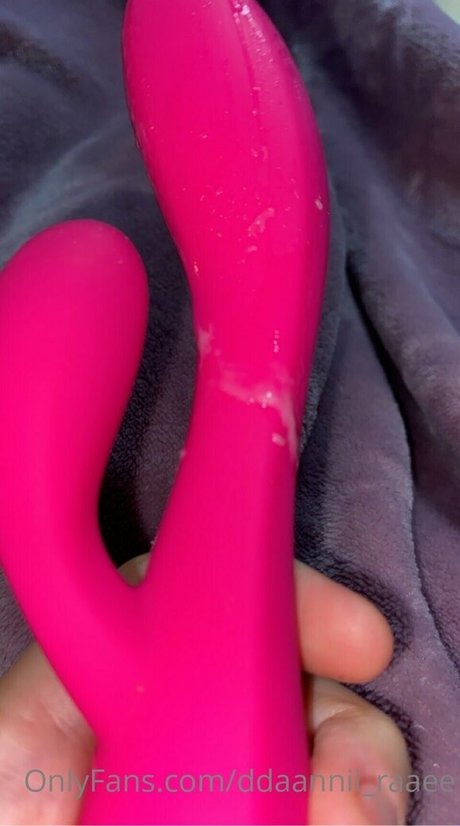 ddaannii raaee onlyfans leaked sex