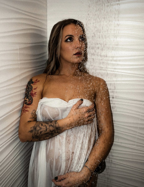 Lilmaddie13 strip onlyfans