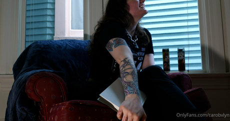 carobvlyn leaked onlyfans photos