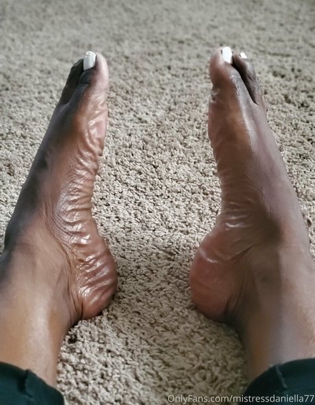 mistressdaniella77 leak only fans