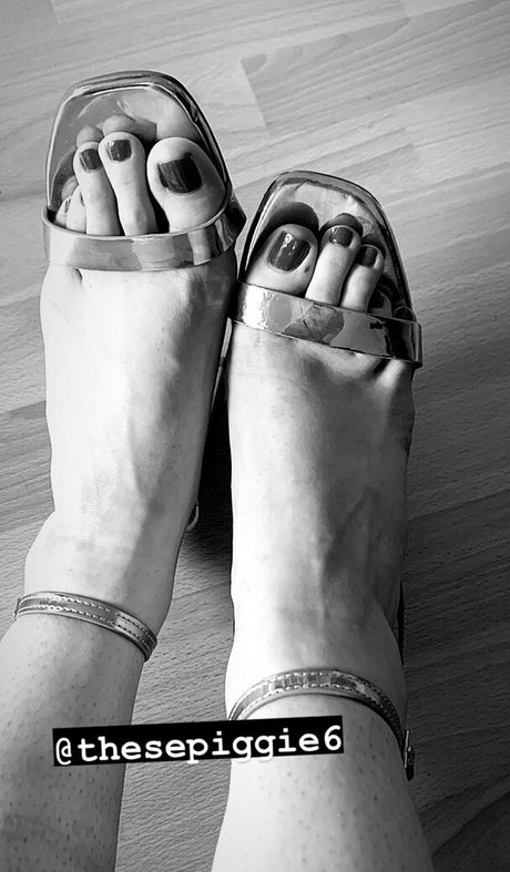 theselilpiggie6 onlyfans pics