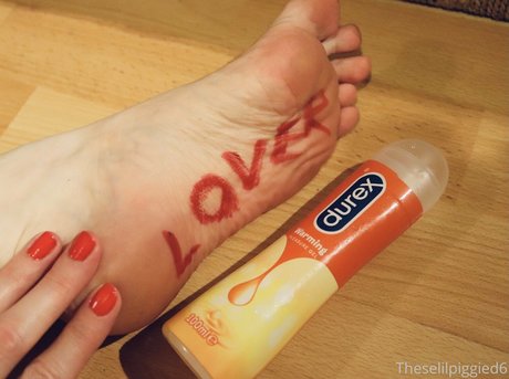 theselilpiggie6 leaked onlyfans nudes