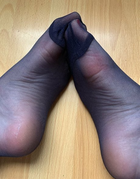 theselilpiggie6 onlyfans nude leaked