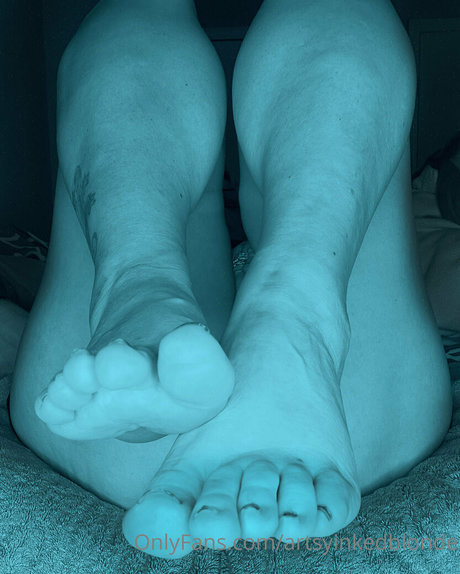 artsyinkedblonde nsfw onlyfans