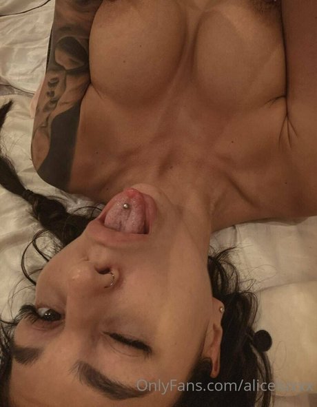 Candice Swanson onlyfans topless