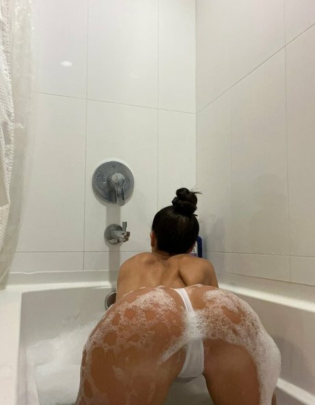 Ariella Moreno onlyfans leaked xxx