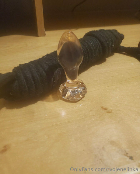tvojenelinka onlyfans naked leaked