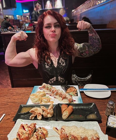 Ayshia Schisel onlyfans leaked pictures