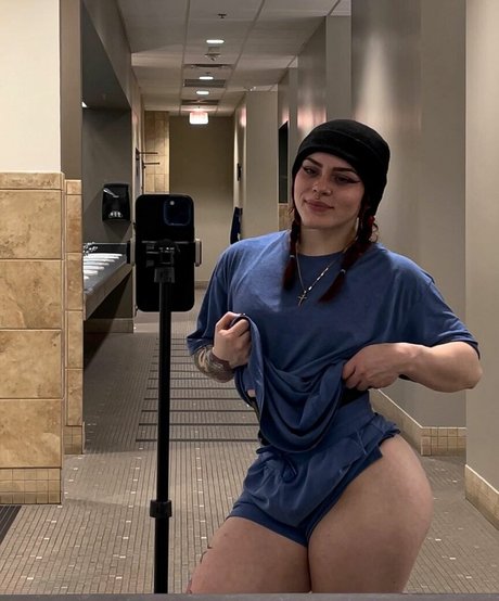 Ayshia Schisel xxx onlyfans