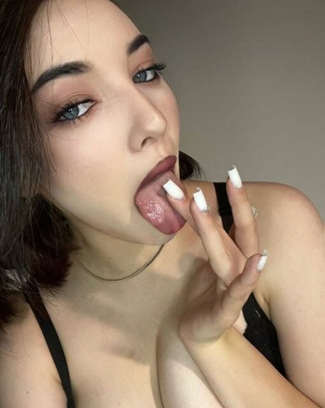 KateMeina onlyfans leak nude