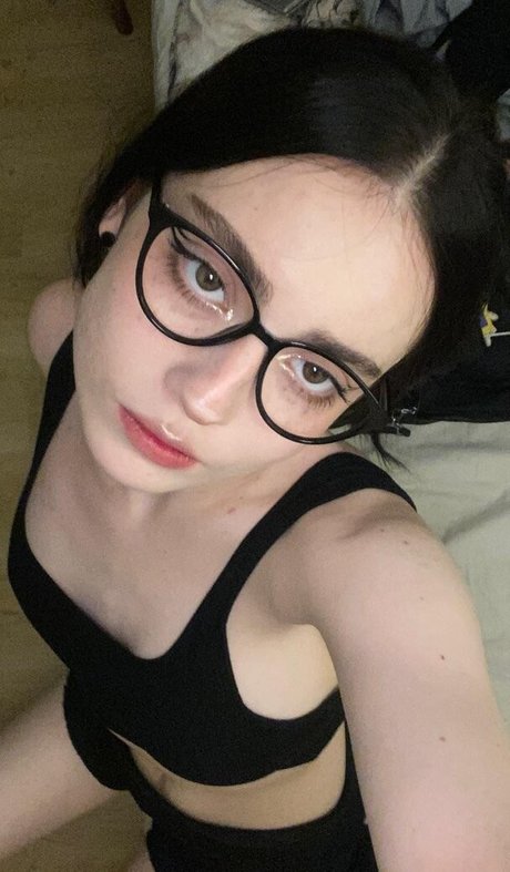 Guzelija is on onlyfans