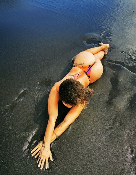 Soft Peach Yoga onlyfans model photo