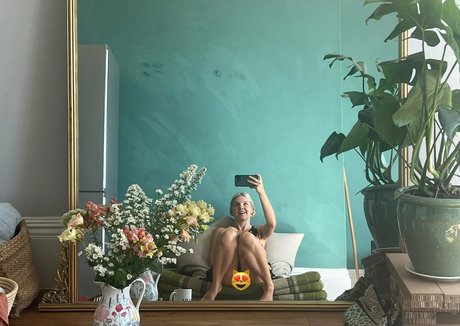 mischa teases leaked porn onlyfans