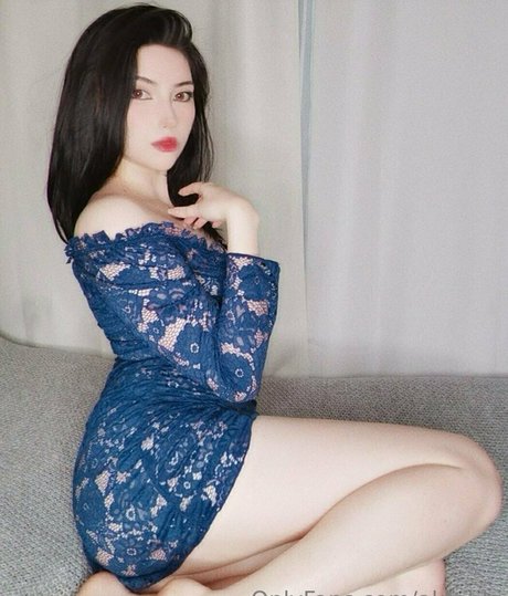 aktahly tits onlyfans