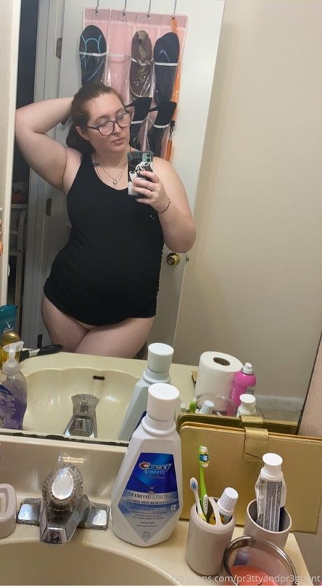 pr3ttyandpr3gnant onlyfans porn