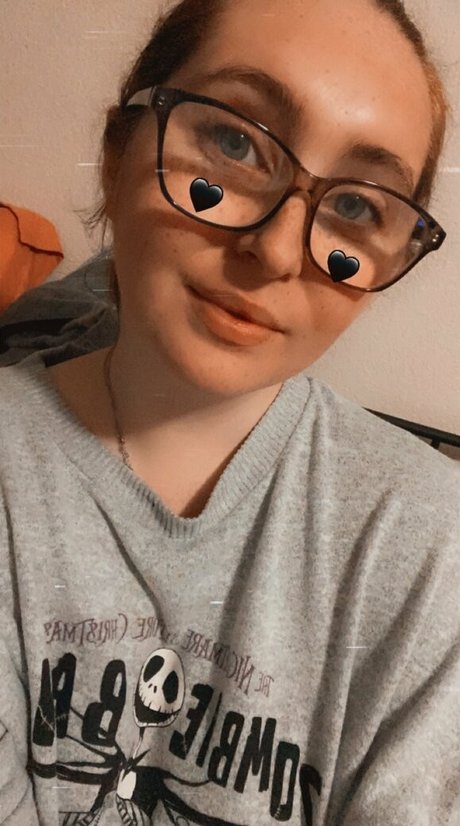 pr3ttyandpr3gnant onlyfans naked porn