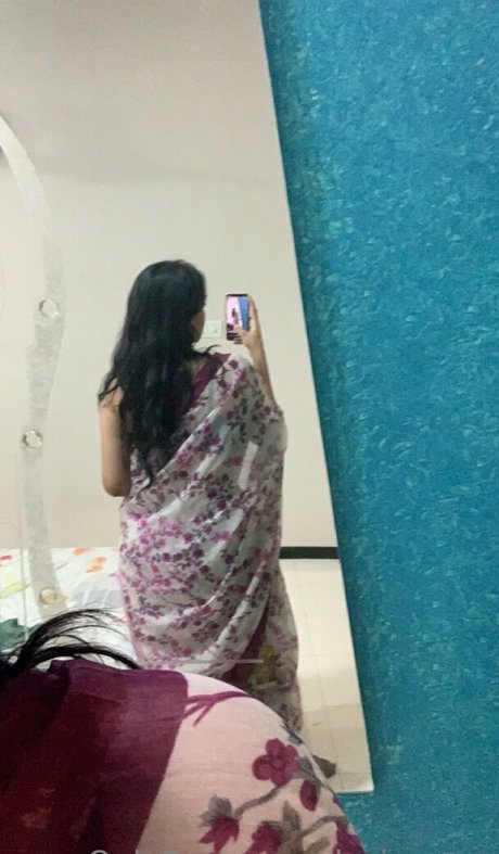 Desiaurora leak only fans