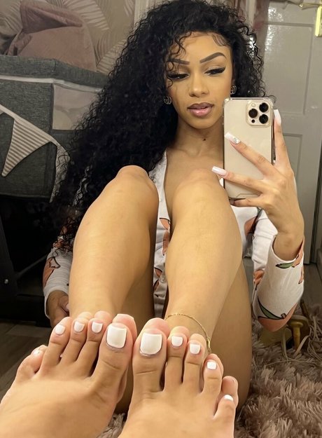 herfeetonfleek_ onlyfans leak porn