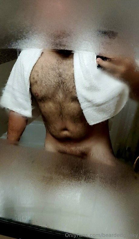 beardedgeeky only fans leaks