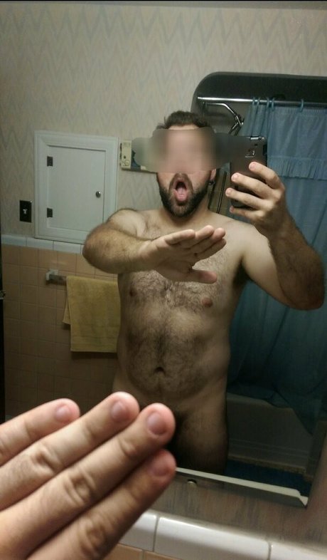 beardedgeeky only fans pic