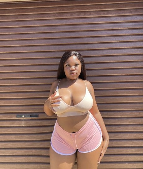 Wandi Ndlovu onlyfans naked leak