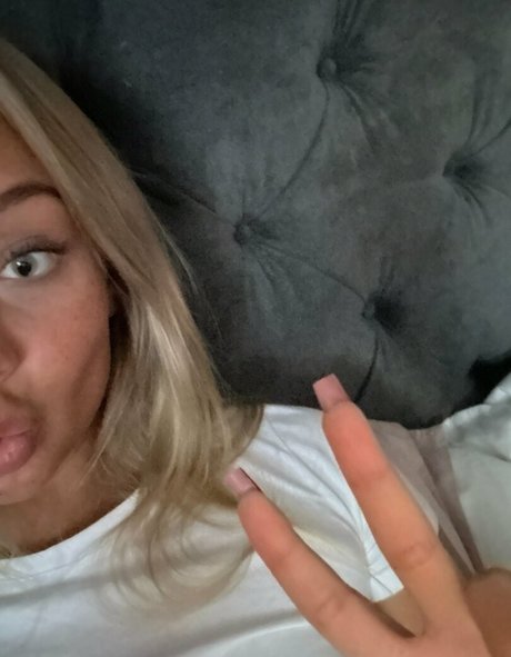 isabellex04 onlyfans content type