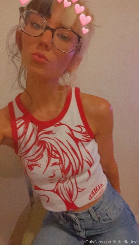 elladevilfree nude porn onlyfans
