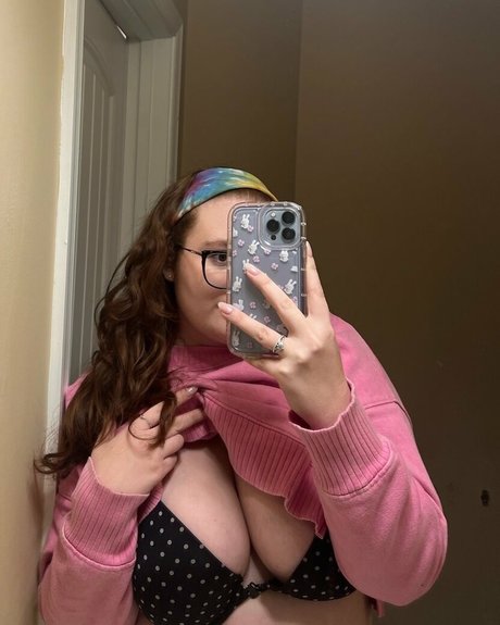 Peachpicnic leaked onlyfans