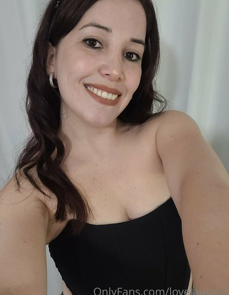 lovelaura22 xxx only fans