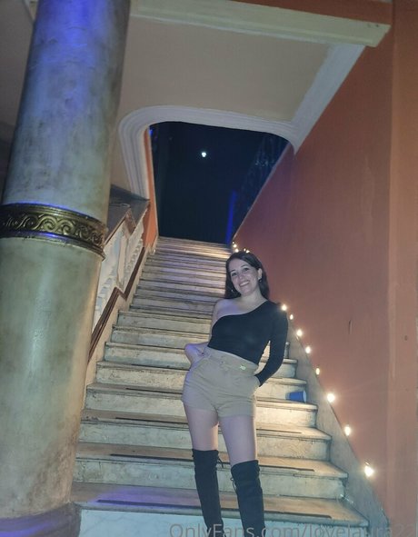 lovelaura22 only fans review