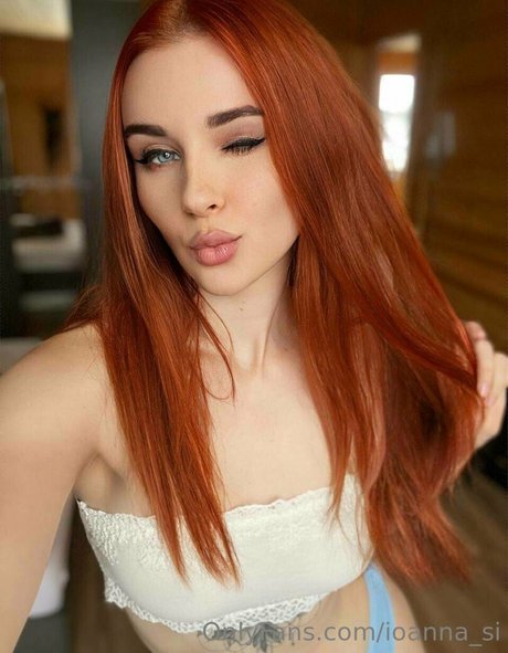 ioanna si onlyfans nudes